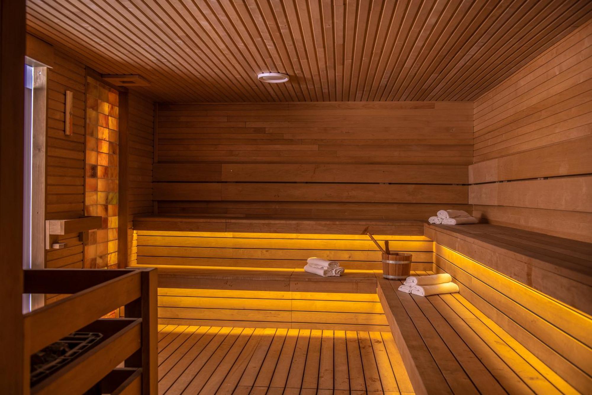 Balneo Hotel Zsori Thermal & Wellness Mezokovesd Exterior photo
